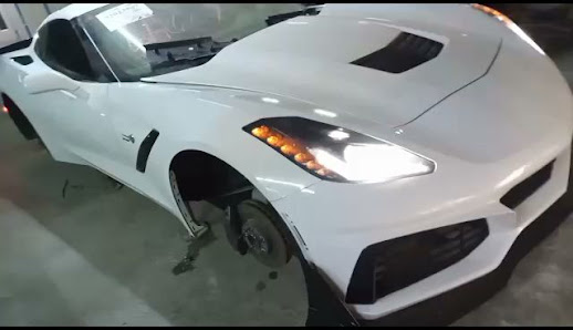 SIRAJ GARAGE - Videos