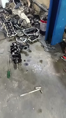 Muhammad Sameer auto maintenance workshop - Videos