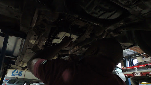 Bosch Car Service - AL Hoorani Automatic Gear L.L.C. Sharjah Branch - Videos