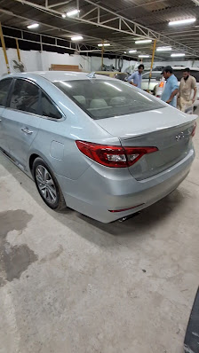 Al Rukin Al Abyad Auto Maintenance Workshop - Videos