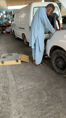 Crescent Garage كراج الهلال - Videos