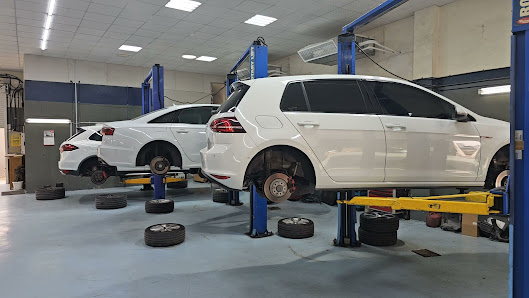 GRACE AUTO REPAIR WORKSHOP - Videos