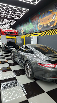 Auto Whiz Garage - Videos