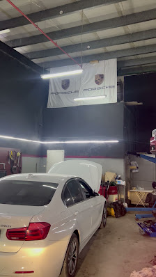 JAS Auto Workshop (Jesr Al Senaeyah Auto Workshop) - Videos