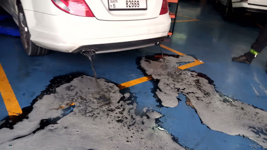 Kinetic auto service center - Videos