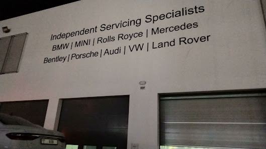 Munich Motor Works Car Repair Dubai - Videos