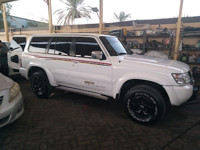 Burj Al Ghubaibah Auto Maintenance Workshop - By owner