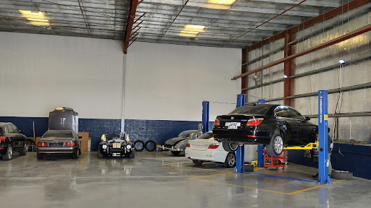 HPG Auto Repair | Car Service, Car Repair Garage, Oil Change Service, Car AC Repair, Car Mechanic Workshop, Auto Electrician - Workshop
