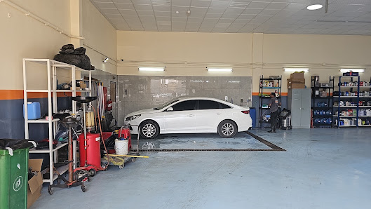 GRACE AUTO REPAIR WORKSHOP - Workshop