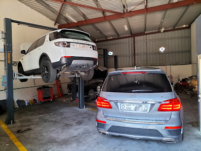 MPR For Auto Mechanical Repair | Premium Car’s Garage - AC Services - Batteries - Engine Services - Oil & Filter Change - Workshop