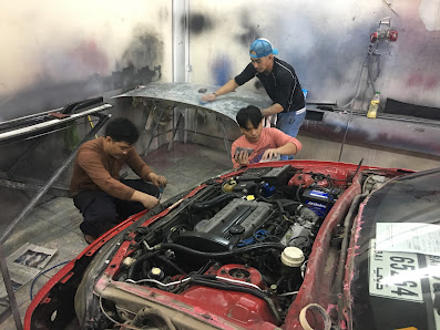 Different Auto Repair Shop - Workshop