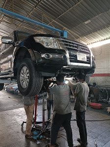 Al Bosna Auto Repair Workshop - Workshop