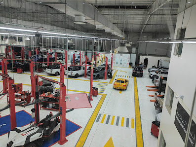 Royal Swiss Auto Service Center, Musaffah, Abu Dhabi - Inside