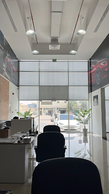 Technical Resources General Autos Service Centre LLC Branch of Abu Dhabi 1 - Inside