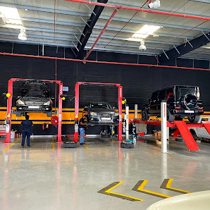 Power House Auto Garage & Car Wash - Workshop