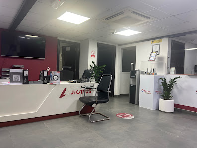 AUTOTRUST MULTI-BRAND CAR SERVICE CENTRE - ABUDHABI - Inside