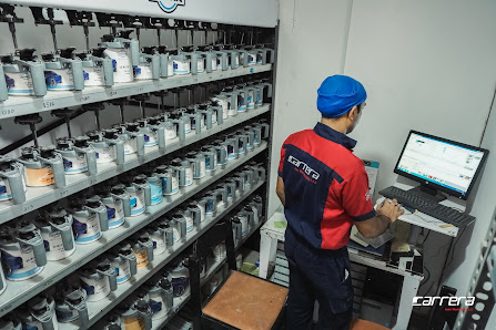 Carrera Auto Workshop - Inside