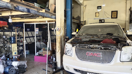 Al Shahzad Garage - Workshop