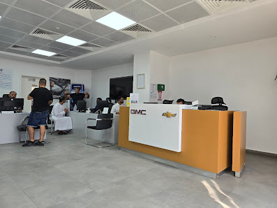 Al Ghandi Auto Service Sharjah - الكندي للسيارات مركز الصيانة الشارقة - Inside