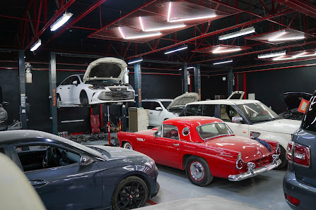 Al Zaabi Autocare Auto Service Car Repair in Abu Dhabi الزعابي للعناية بالسيارات - By owner