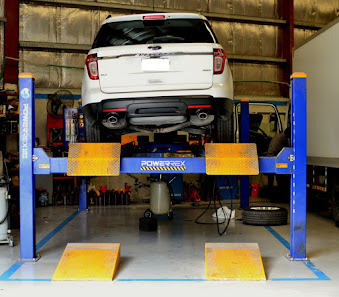 PLATINUM Auto Service Center Dubai | Car Repair | Oil Change Service | Garage in DIP - By owner