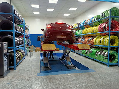 Tyres World ,Umm Al Quwain - Inside