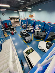 Kinetic auto service center - By owner