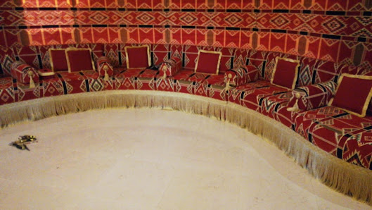 Al Basra Upholstery & Polishing Cars - Inside