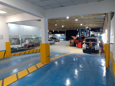 X-One Garage - Inside