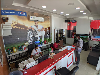 TYRES TAIBA RAS AL KHAIMA - Inside