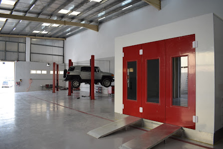 Xpert Auto Service and Repair - Inside