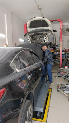 NA Car Repair Service - Workshop