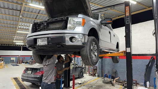 Yazra Garage - Workshop
