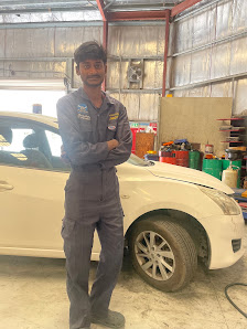 PLATINUM Auto Service Center Dubai | Car Repair | Oil Change Service | Garage in DIP - Latest
