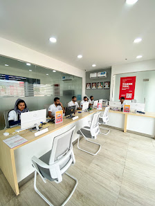 Carmate By Red Fox Auto Care Car Service Center Abu Dhabi - كراج كار مايت - Inside