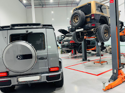 Car Cafe Auto Repair - Workshop